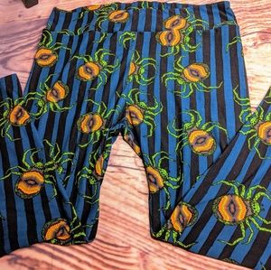 Lularoe Halloween spider leggings